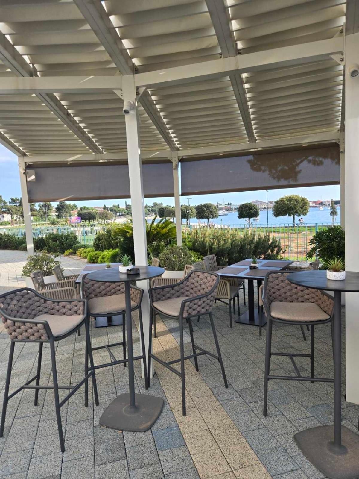 Belaj Seaside - Sea View Apartmán